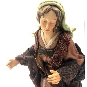 2005 Members Mark Bethlehem Nativity Set MARY Ceramic Figure HandPainted Fabric